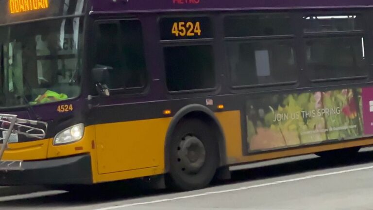 Rantz: ‘Extremely unsanitary man’ soils Seattle bus, King County Metro lets him walk